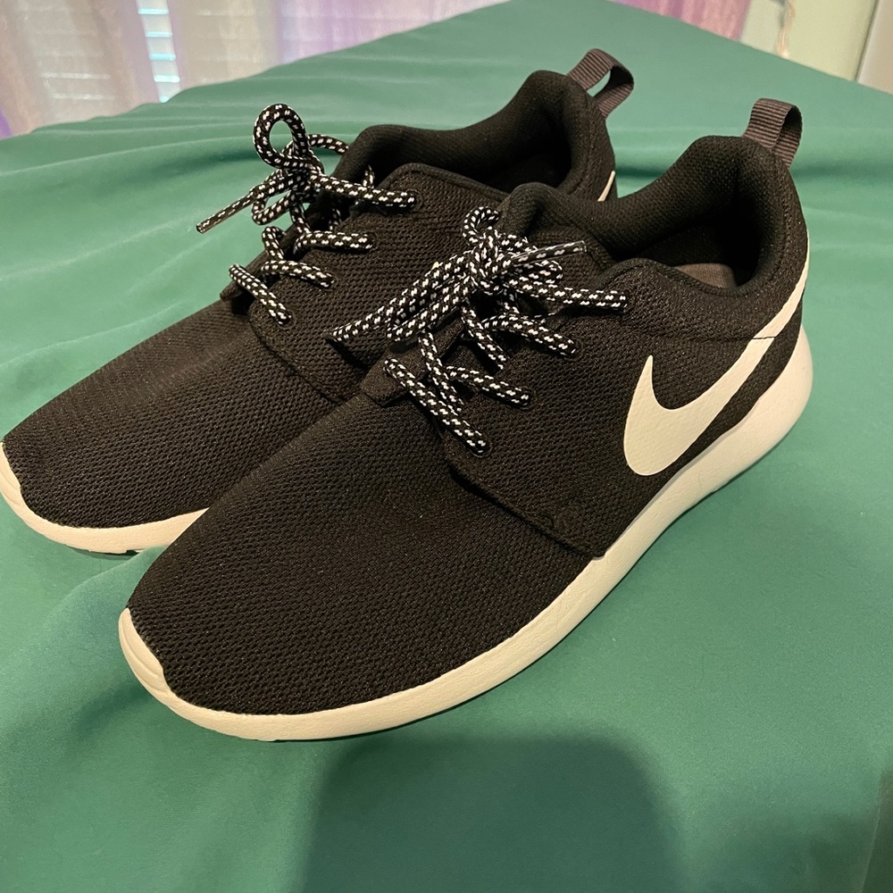 Nike Roshe Ones